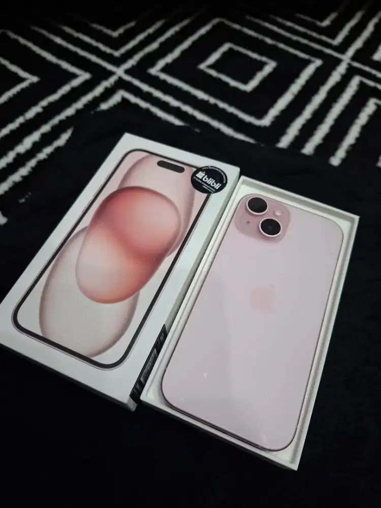 iPhone 15 128 pink garansi resmi