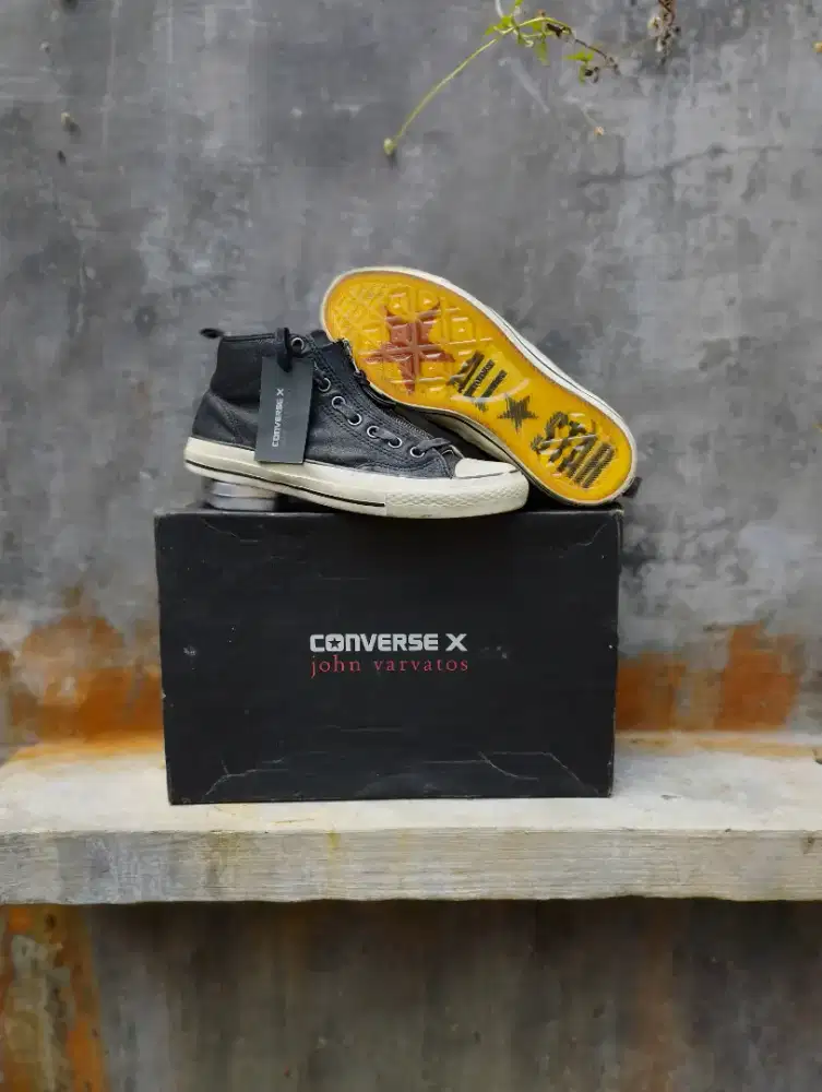 Converse Mid  Leather Center Zip
