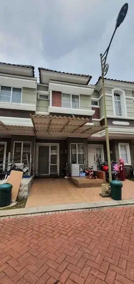 Rumah Bagus di Cluster Amarilo Gading Serpong, Tangerang