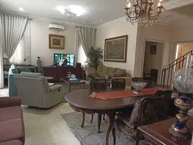 Rumah bagus sudah renovasi siap masuk di Cluster Foresta BSD