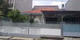 Di jual Rumah komplek Sunrise Garden jakarta barat