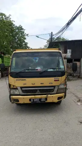 Mitsubishi canter 136ps FE 84 load bak 1