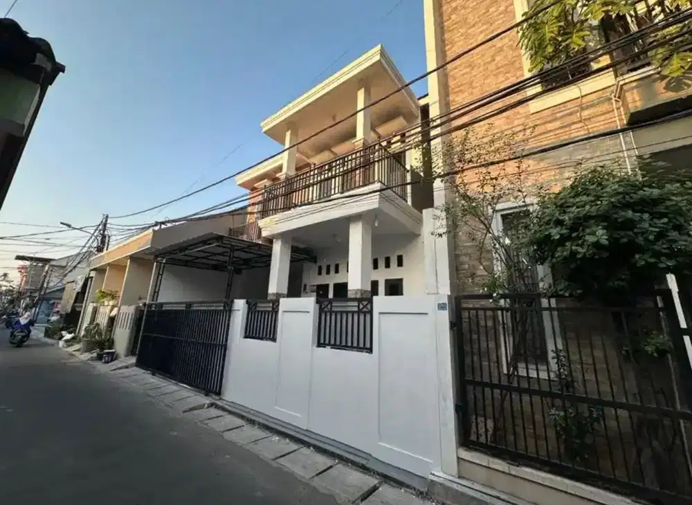Dijual rumah Full Furnish Jakarta Utara