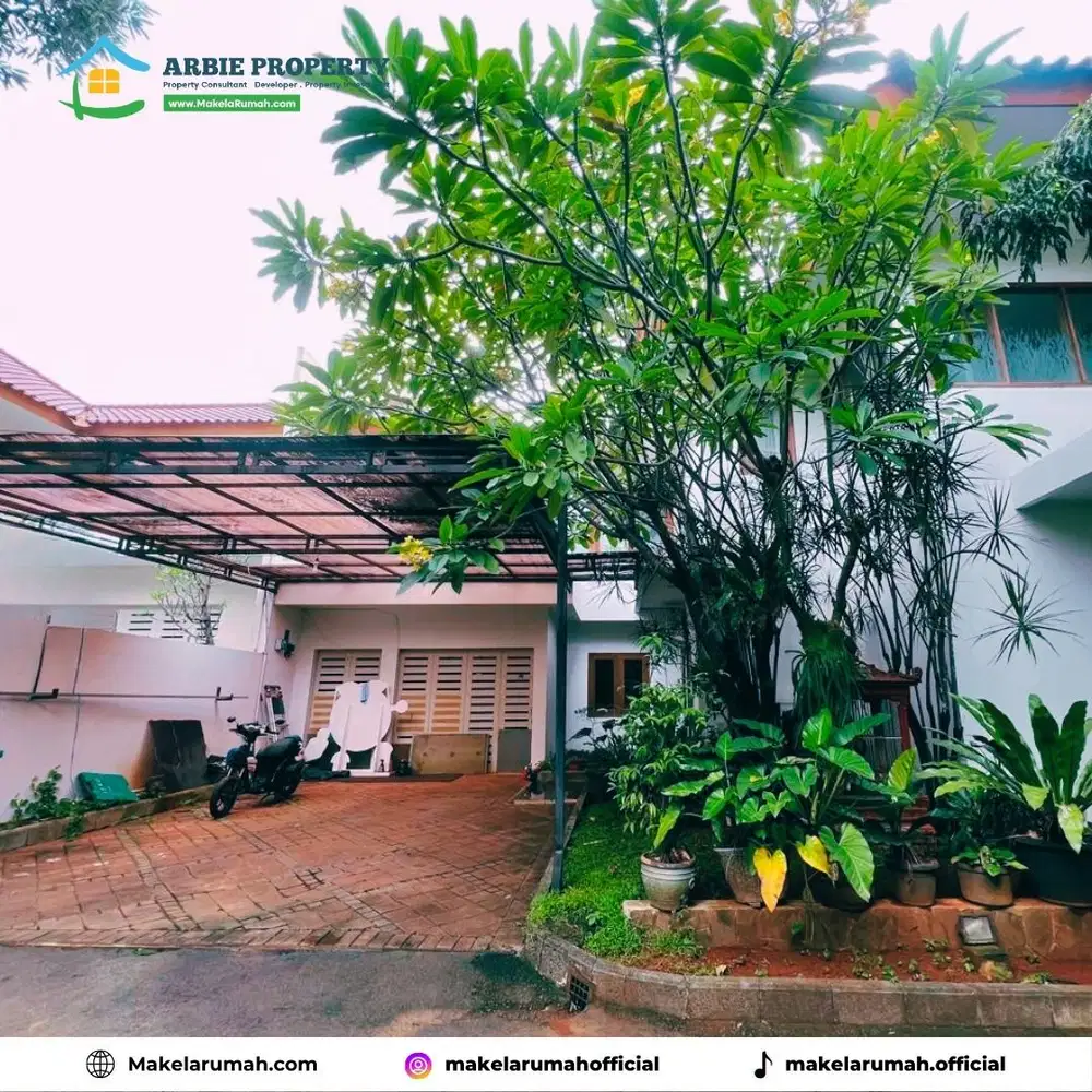 Rumah Cantik Nuansa Bali Dalam Townhouse Lebak Bulus jakarta selatan