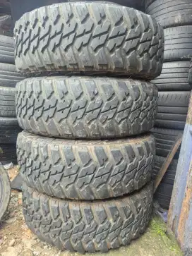 Ban copotan Kanati Mudhog M/T 265/75 R16 80% 2022..4pcs