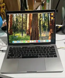 MacBook Pro 13 Inch, 2019, RAM 16Gb, SSD 512 GB