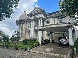 Rumah Mewah di Kemang Pratama Regensi Bekasi