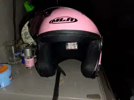 Helm MLA warna pink