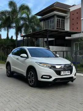 HRV SE KM 25RB istimewa