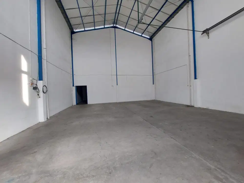 Sewa Gudang Siap Pakai di Central Cakung, Akses Mudah 028