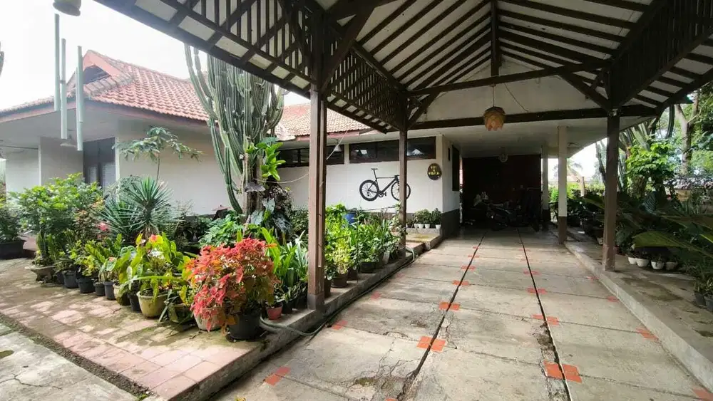 Dijual Rumah Villa dengan View bagus di Lembang Bandung