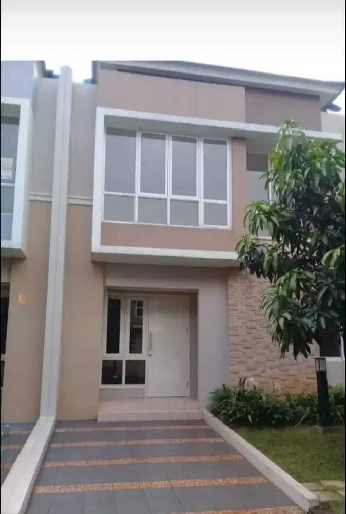 Disewakan Rumah cluster TESLA, Summarecon, Gading Serpong - 3 kt, 2 km