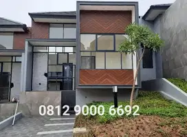 Rumah disewakan Golden Flower Tangerang dekat Stasiun Parung Panjang