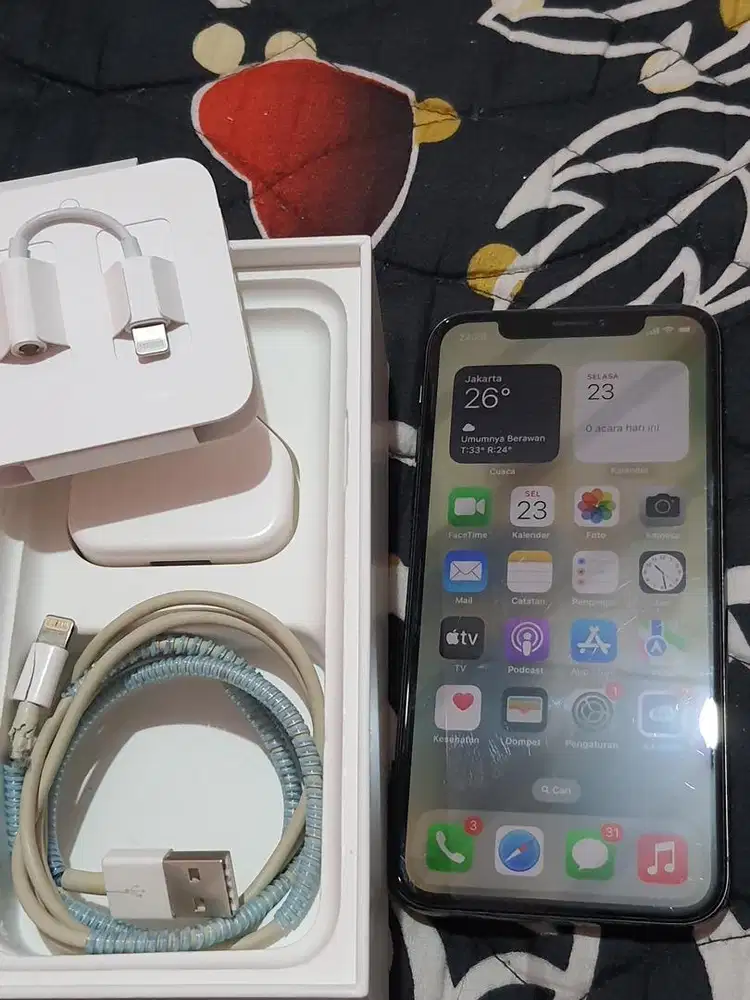 Di jual iphone x 256GB