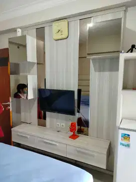 Disewakan apartemen studio gunawangsa merr furnish .ewah