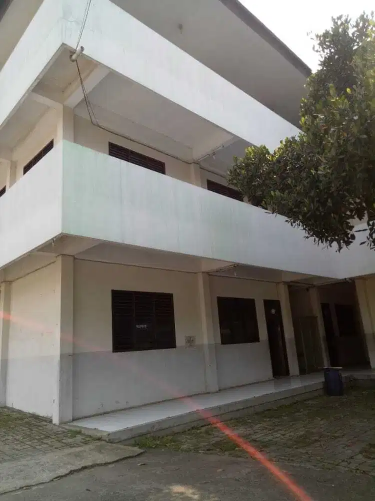 Disewakan Termurah Luas Ex Gedung Sekolah di Sultan Agung Bekasi Barat