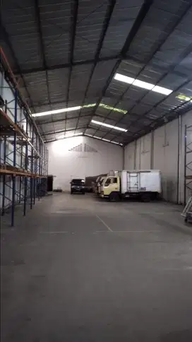DISEWAKAN GUDANG TAMAN TEKNO BSD LOKASI BAGUS DI KAWASAN INDUSTRI