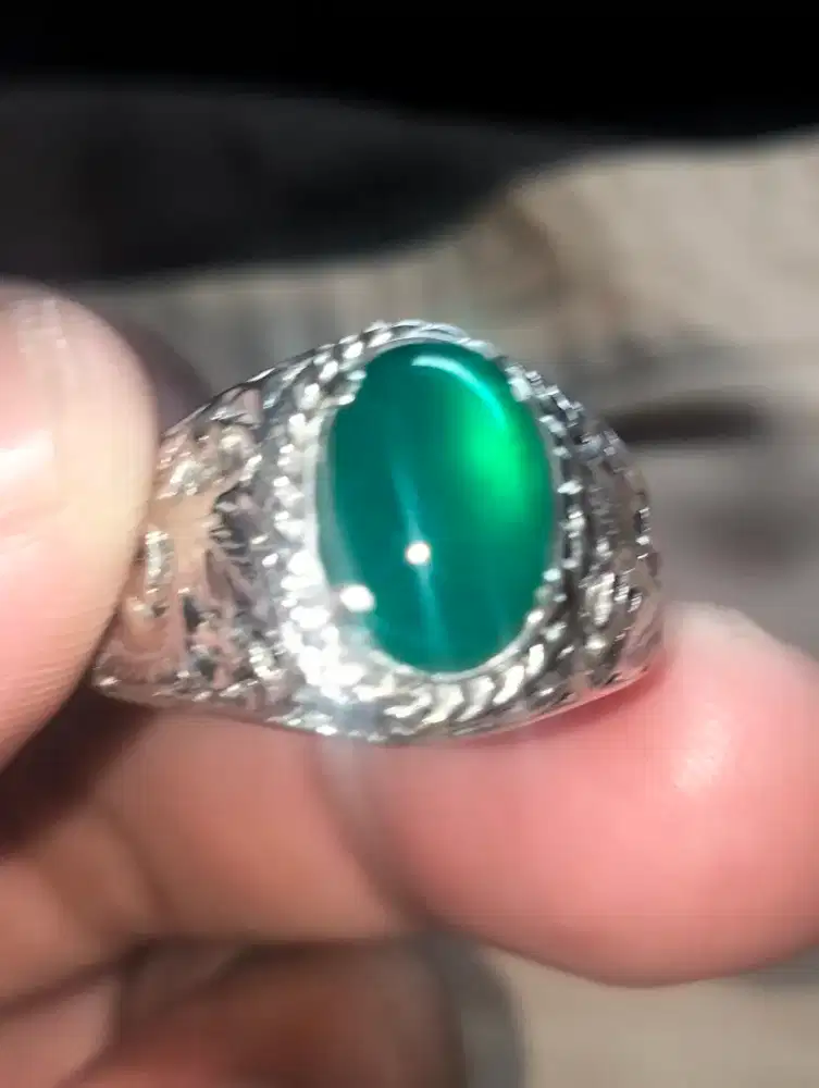 ISTIMEWA Bacan Gulao Gulau Serat Halus Hijau Botol Hijau Neon