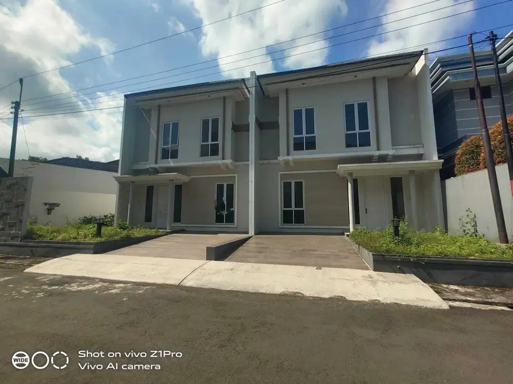 Rumah Minimalis Modern 2 Lantai Lokasi Tengah Kota Purwokerto