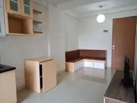 Turun Harga Disewakan Apartemen Oak Tower Murah