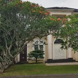 Dijual rumah cantik BSD Fontainbleau Golf Residence 375m 7,5 M Nego