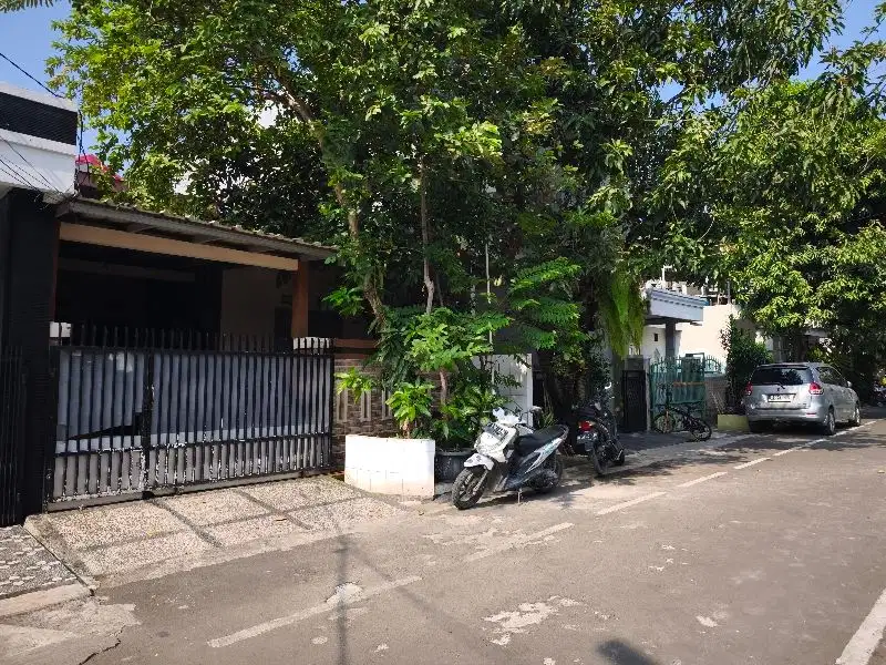 Rumah Siap Huni di Duta Bumi,Harapan Indah Bekasi