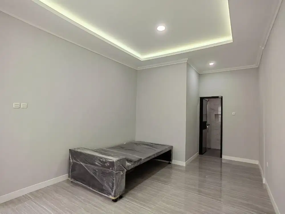 Dijual Rumah 2 Lantai Full Granite di Sektor 1 Gading Serpong