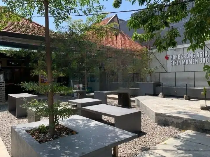 DIJUAL EX CAFE SEKITAR NIAS BAWEAN d gubeng kertajaya sulawesi biliton