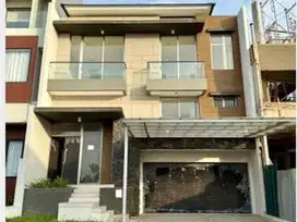 Disewakan rumah PIK 2 PBV uk12x30m2 at Tangerang