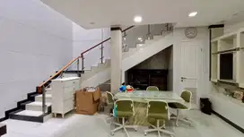 Jual Cepat Rumah Minimalis 9x17m² di Gading Kirana, 2,5 Lt, SHM