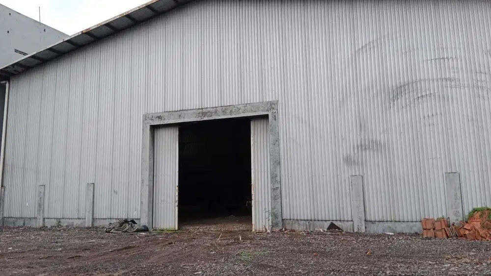 DiJual/Disewakan  Kav pinggir jalan Raya imam Bonjol tangerang