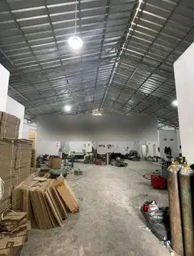 Dijual Gudang Eks Bengkel Las di Cikupa, Tangerang