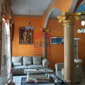 Rumah Mewah di Kawasan Jalan Tembusan Batu surabaya, Free Bathup Onyx