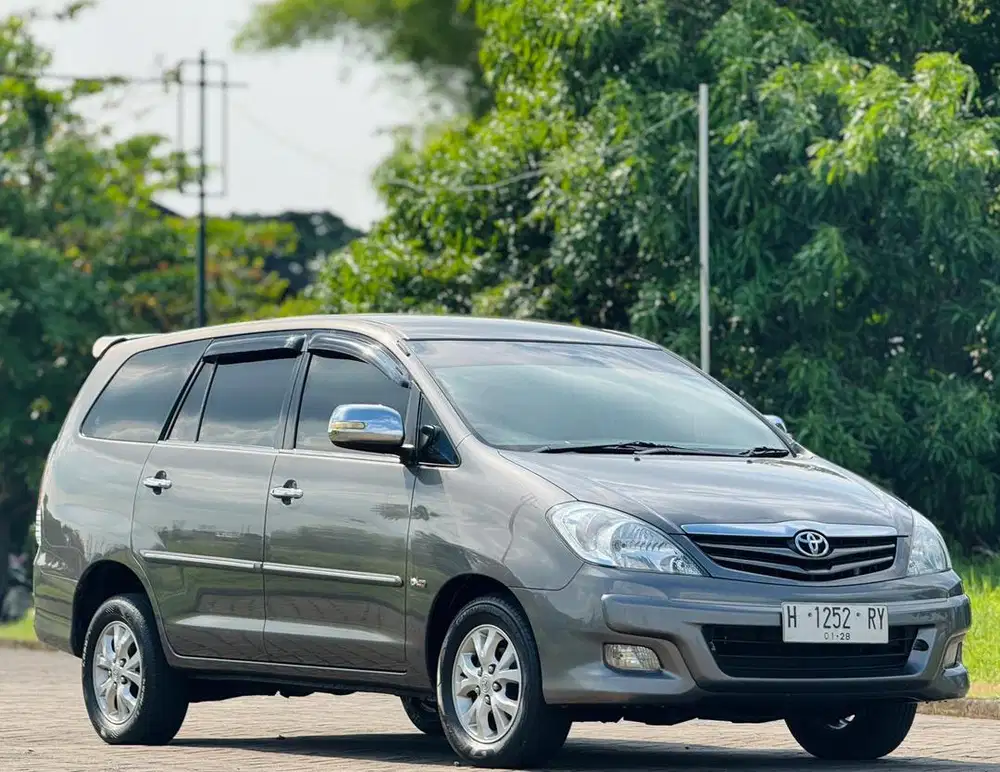 Innova G matic diesel facelift super