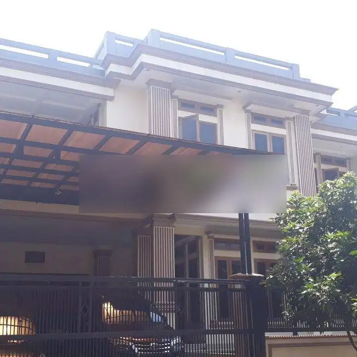 Rumah Cluster 3 Lantai di Perumahan Palem Semi Tangerang