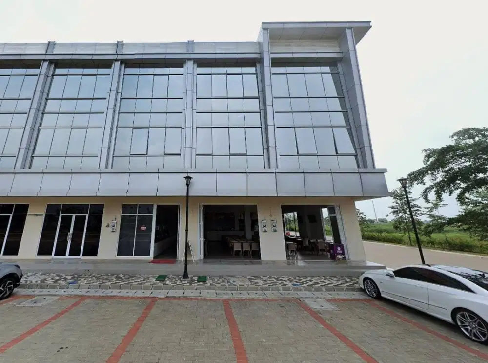 Ruko La Riviera PIK 2 Gandeng 3 Jebol 14x15 Hadap Jalan Raya Full Reno