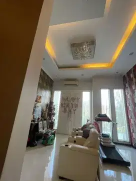 Rumah Raya Kembar Sutorejo Prima Surabaya