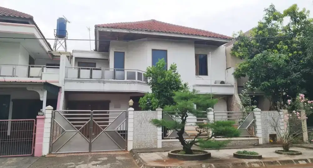 Rumah 2lt luas 12x20 240m2 Type 3KT di Taman Modern Cakung Jakarta