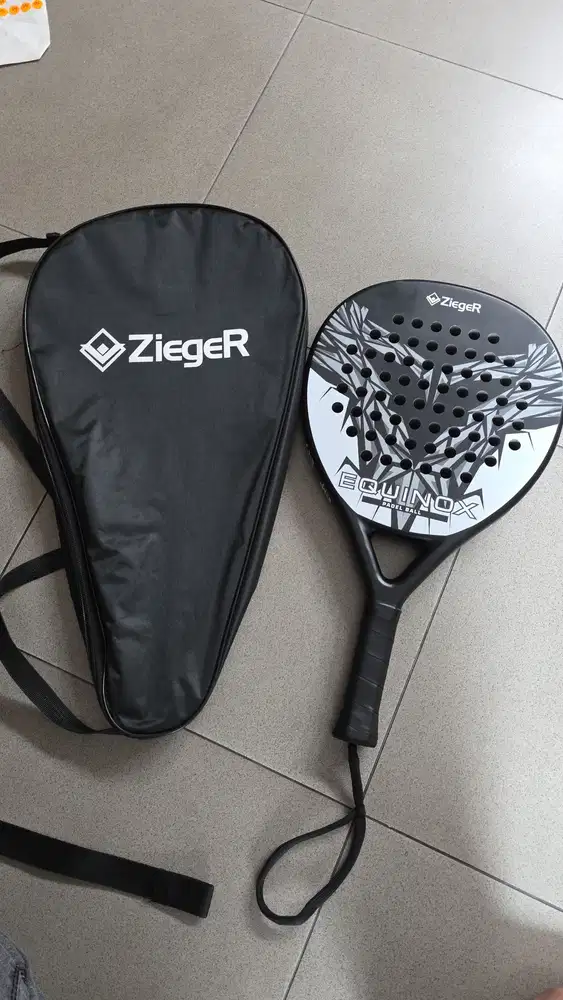 Raket Padel Equinox