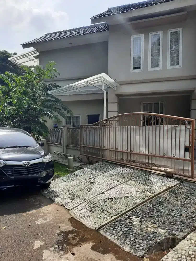 Rumah siap huni 2 lantai luas 71m2 type 2KT Royal Residence Cakung Jak