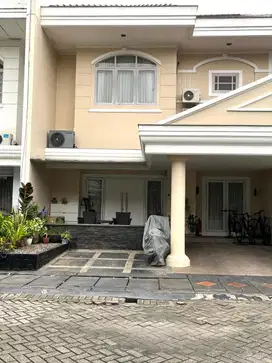 Rumah Bagus & Terawat Baik Dalam komplek Elit, Ciputat - Tangsel