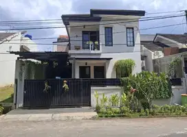 Rumah Dekat Kawasan Pendidikan, Kuliner & Akses Tol Kencana Loka BSD