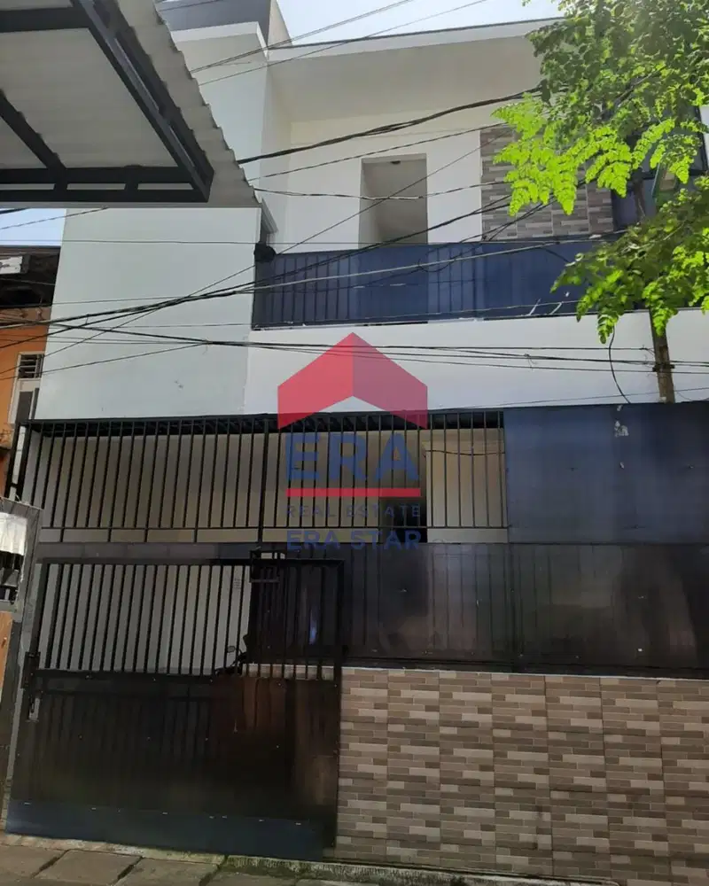 Kost 2 Lantai di Tanjung Duren, Hanya 9 Menit Ke Tol Tanjung Duren