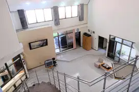 Wow Rumah Lokasi Strategis Daerah Kertajaya Indah Bisa Negoo