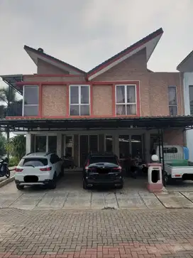 Dijual Rumah, Cantik, Siap Huni, At Serenade Lake Gading Serpong