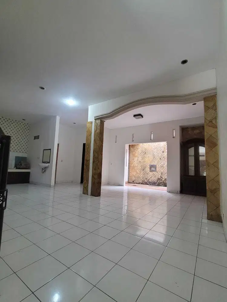 Dijual Rumah, Siap Huni, At Palem Semi Karawaci Tangerang