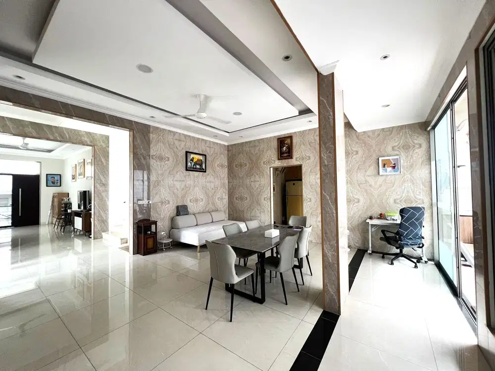 Rumah Serenade Lagoon Golf Island 15x25 Hoek Sudah AJB Full Renov