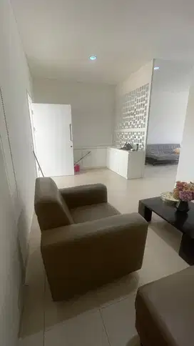 Rumah 2lt 6x22 132m 3KT Cluster Alamanda JGC Jakarta Garden City