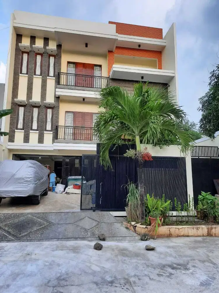 Jual Cepat Rumah Mewah Siap Huni di Imperial Gading, Bisa Nego