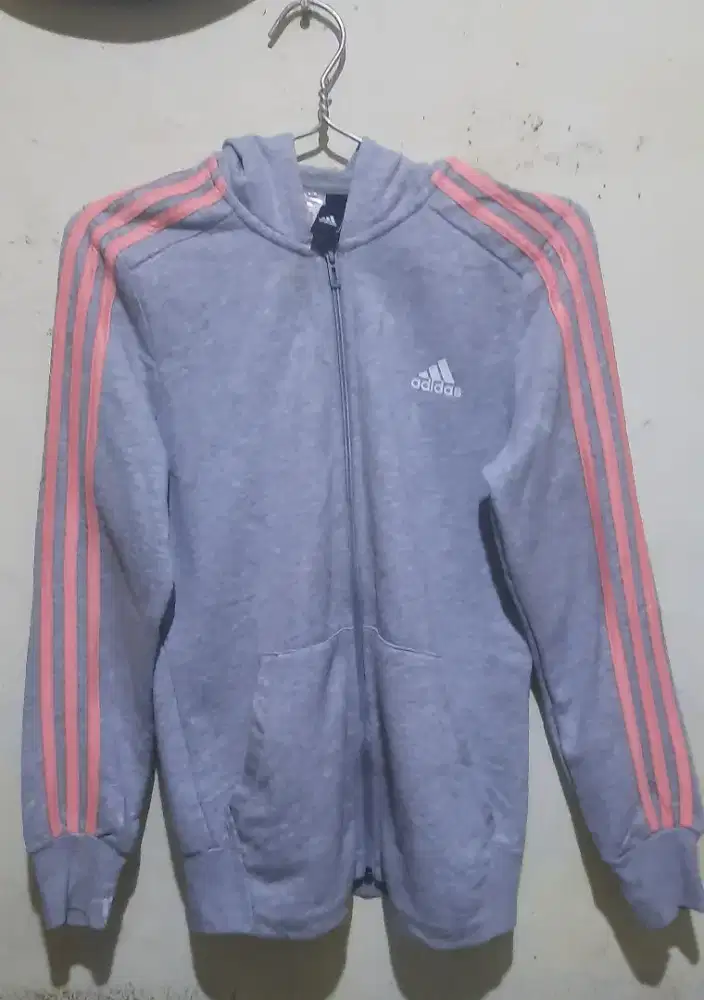 HOODIE ZIPPER RINGER